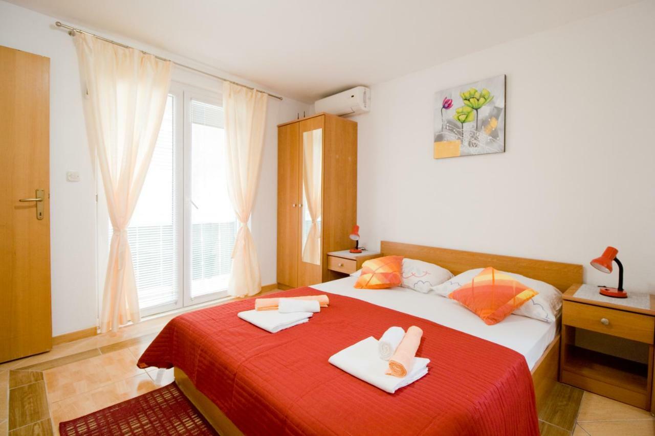 Apartmani Diki Makarska Exterior photo