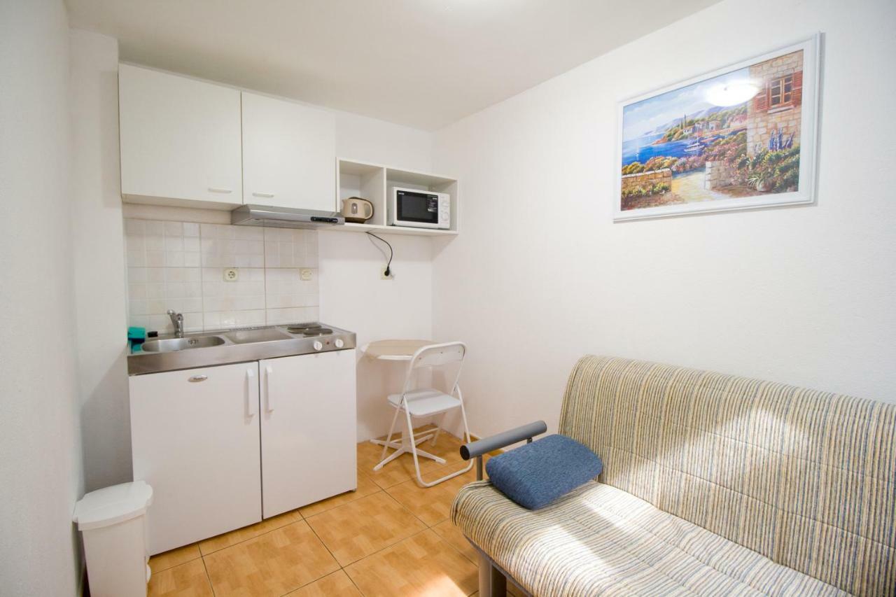 Apartmani Diki Makarska Exterior photo