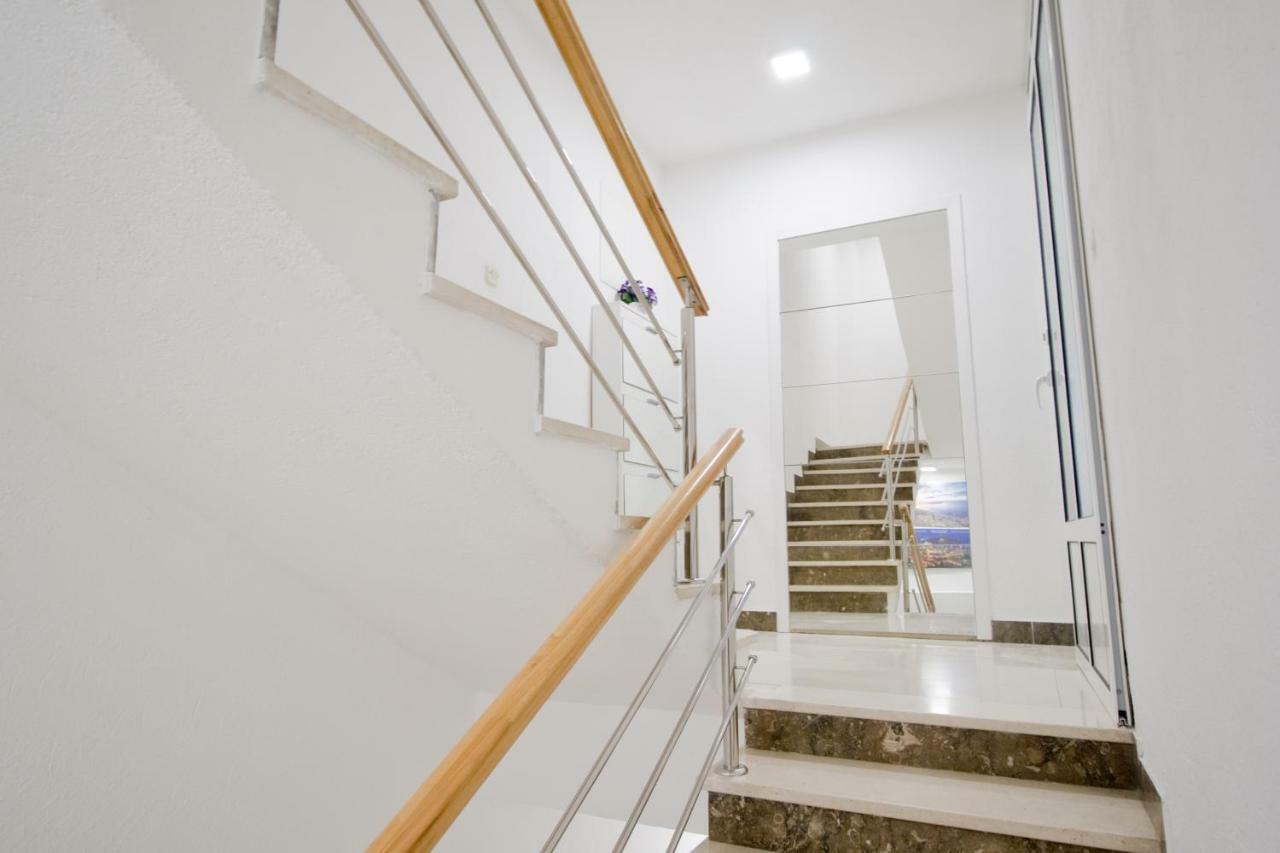 Apartmani Diki Makarska Exterior photo